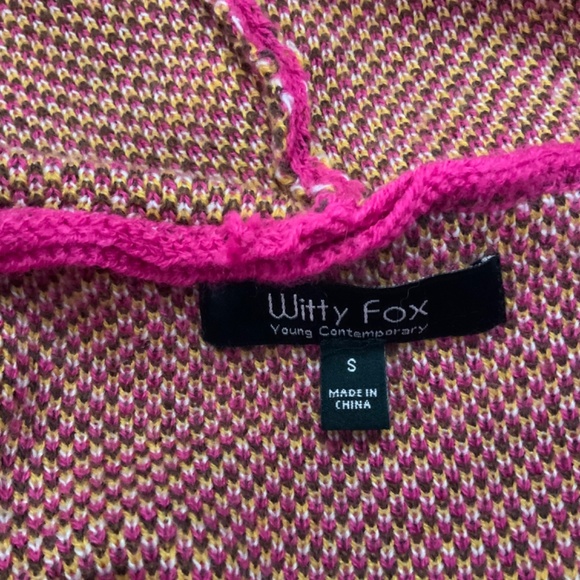 Cropped, Hooded, Zip Front Cardigan with Butterflies - Picture 9 of 11